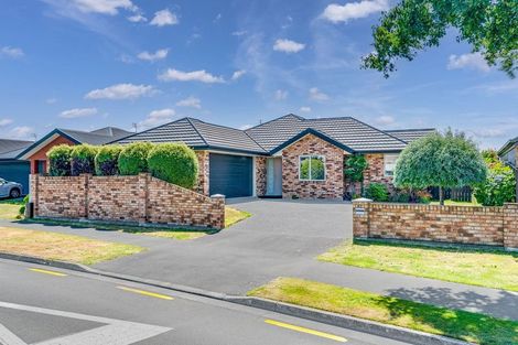 Photo of property in 53 Mcmahon Drive, Aidanfield, Christchurch, 8025