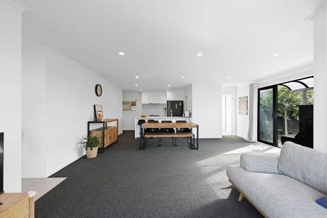 Photo of property in 5 Avian Place, Flagstaff, Hamilton, 3210