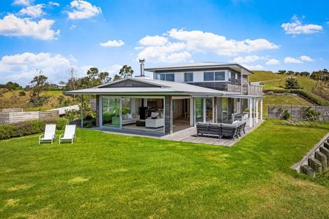 Photo of property in 273 Takatu Road, Tawharanui Peninsula, Warkworth, 0986