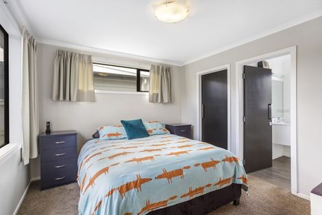 Photo of property in 63b Royal Crescent, Saint Kilda, Dunedin, 9012