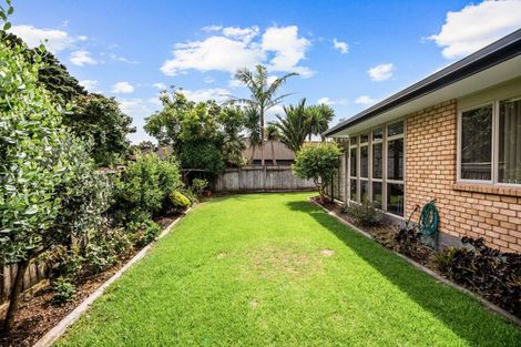 Photo of property in 11 Conifer Grove, Te Kamo, Whangarei, 0112