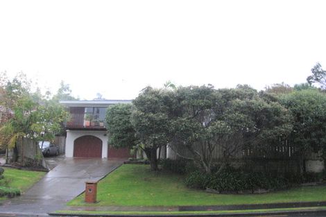 Photo of property in 37 Castleton Drive, Howick, Auckland, 2014