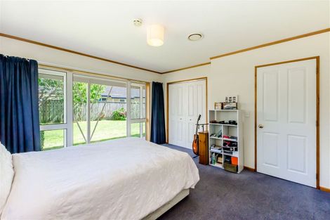 Photo of property in 9 Compass Court, Paraparaumu, 5032