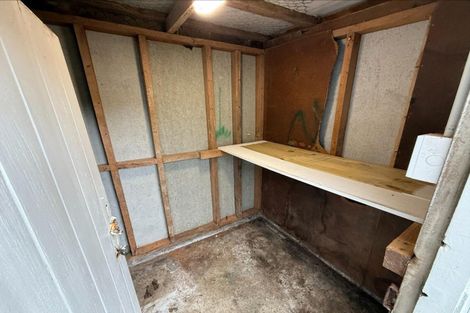 Photo of property in 1 Kupe Place, Castlecliff, Whanganui, 4501