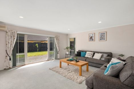 Photo of property in 8 Caspian Place, Papamoa Beach, Papamoa, 3118