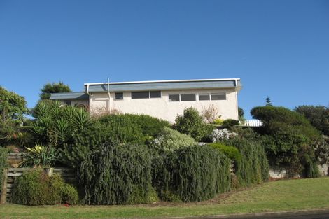 Photo of property in 8 Allen Road, Raumati Beach, Paraparaumu, 5032