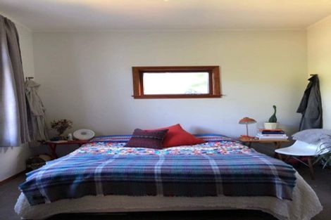 Photo of property in 136 Russell Terrace, Berhampore, Wellington, 6023