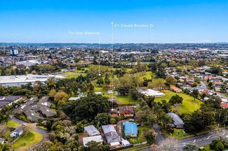 Photo of property in 2/1 Claude Brookes Drive, Henderson, Auckland, 0612