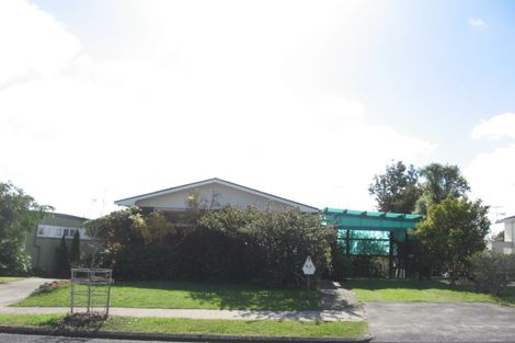 Photo of property in 62 Beechdale Crescent, Pakuranga Heights, Auckland, 2010