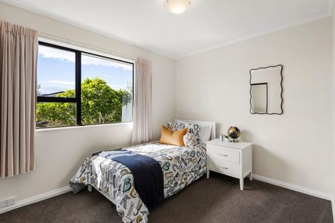 Photo of property in 19 Paddington Grove, Karori, Wellington, 6012