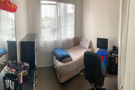 Photo of property in 11 Treviso Place, Clover Park, Auckland, 2023