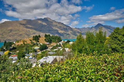 Photo of property in 10a Caples Place, Fernhill, Queenstown, 9300