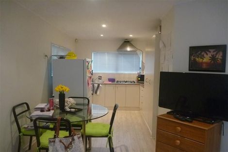 Photo of property in 145 Millhouse Drive, Golflands, Auckland, 2013