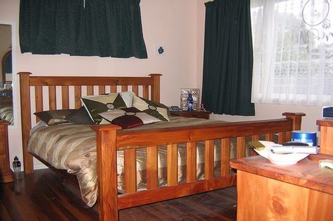 Photo of property in 8 Mark Avenue, Paparangi, Wellington, 6037