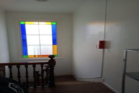 Photo of property in 5 Claremont Grove, Mount Victoria, Wellington, 6011