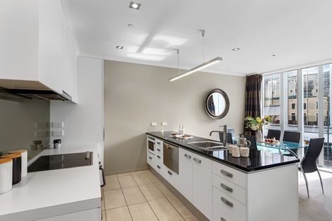 Photo of property in Bellagio Apartments, 2b/39 Taranaki Street, Te Aro, Wellington, 6011