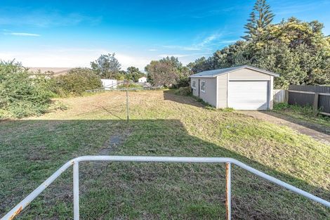 Photo of property in 7 Cornfoot Street, Castlecliff, Whanganui, 4501