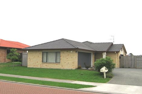 Photo of property in 11 Richfield Crescent, Westgate, Auckland, 0614
