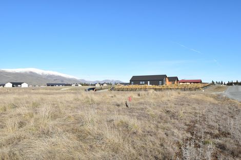 Photo of property in 10 Tussock Crescent, Twizel, 7901