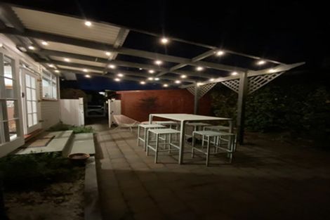 Photo of property in 12 Packe Street, Edgeware, Christchurch, 8013