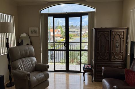 Photo of property in 109 Hugh Green Drive, Pinehill, Auckland, 0632