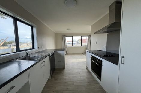 Photo of property in 77 Walmsley Road, Otahuhu, Auckland, 1062