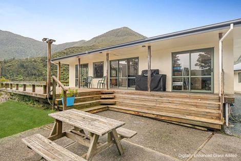 Photo of property in 3 Soucis Lane, Okiwi Bay, French Pass, 7193