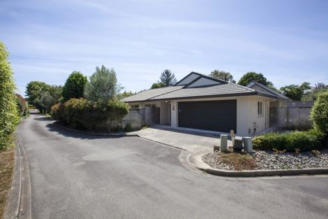 Photo of property in 4 Pukatea Close, Raumati Beach, Paraparaumu, 5032