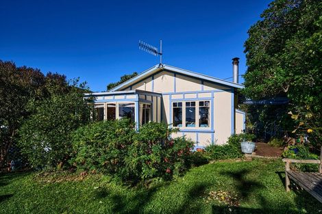 Photo of property in 43 Haunui Road, Pukerua Bay, 5026