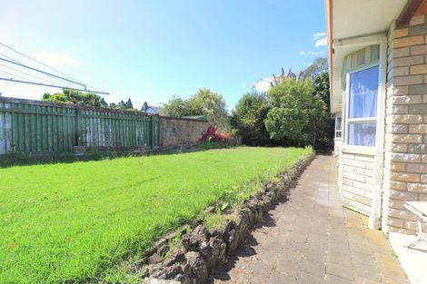 Photo of property in 8 Barberry Lane, Te Atatu Peninsula, Auckland, 0610