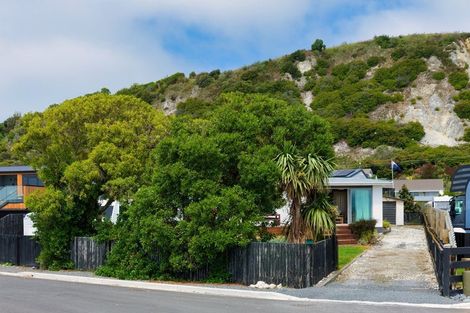 Photo of property in 1 Wakatu Quay, Kaikoura, 7300