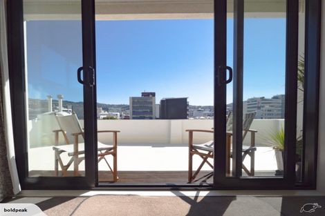 Photo of property in 12/24 Elizabeth Street, Mount Victoria, Wellington, 6011