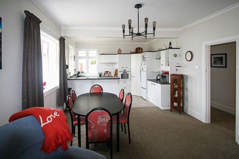 Photo of property in 2 Bracken Street, Petone, Lower Hutt, 5012