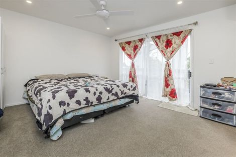 Photo of property in 19 Zodiac Street, Henderson, Auckland, 0610