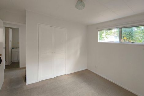 Photo of property in 10 Mile Place, Henderson, Auckland, 0612