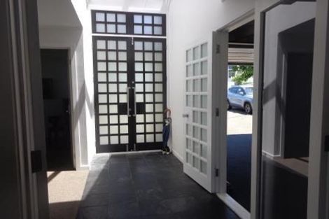 Photo of property in 18 Marina View Drive, West Harbour, Auckland, 0618