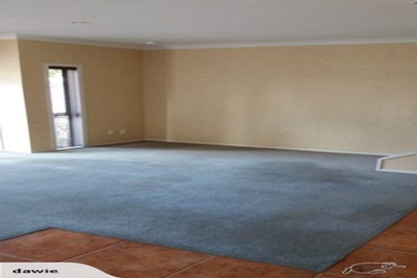 Photo of property in 62 Huntington Drive, Huntington Park, Auckland, 2013