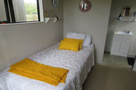 Photo of property in 27a Seabury Avenue, Foxton Beach, Foxton, 4815