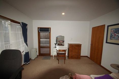 Photo of property in 8 Overdale Drive, Cashmere, Christchurch, 8022