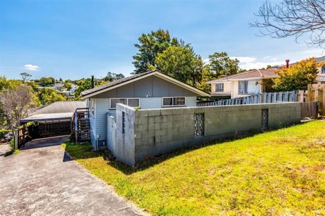 Photo of property in 1/11 Cassia Place, Sunnynook, Auckland, 0620