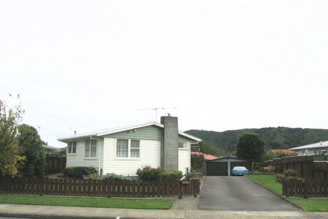 Photo of property in 57 Hillside Drive, Maoribank, Upper Hutt, 5018