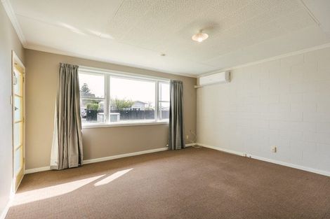 Photo of property in 3 Oakley Street, Palmerston North, 4410
