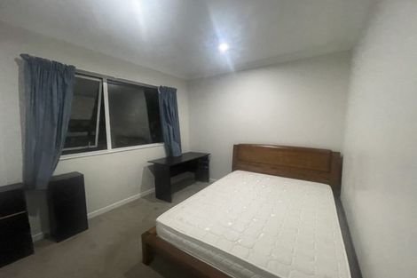 Photo of property in 60 Huntington Park Drive, Greenhithe, Auckland, 0632