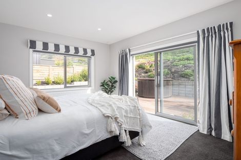 Photo of property in 12 Morepork Way, Arthurs Point, Queenstown, 9371