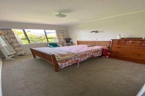 Photo of property in 2/70 Stanniland Street, Sunnyhills, Auckland, 2010