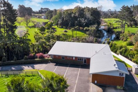 Photo of property in 483 Corbett Road, Lepperton, New Plymouth, 4373