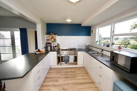 Photo of property in 22 Criterion Street, Bulls, 4818