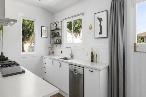 Photo of property in 18 Ascot Street, Saint Kilda, Dunedin, 9012