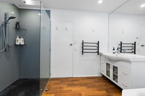 Photo of property in 10 Dillon Drive, Bell Block, New Plymouth, 4312