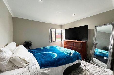 Photo of property in 3c Orams Road, Hillpark, Auckland, 2102